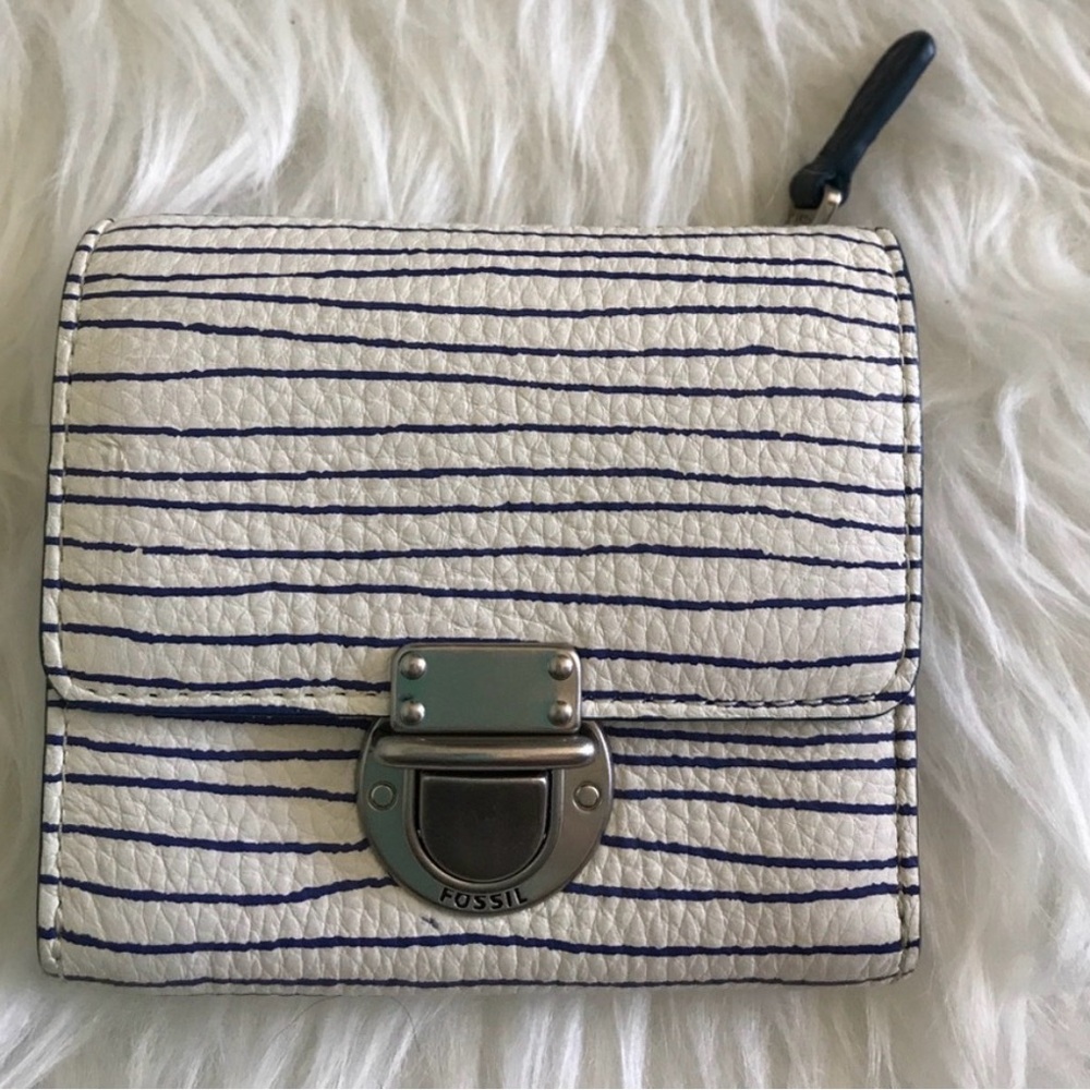 Fossil small wallet, white & navy